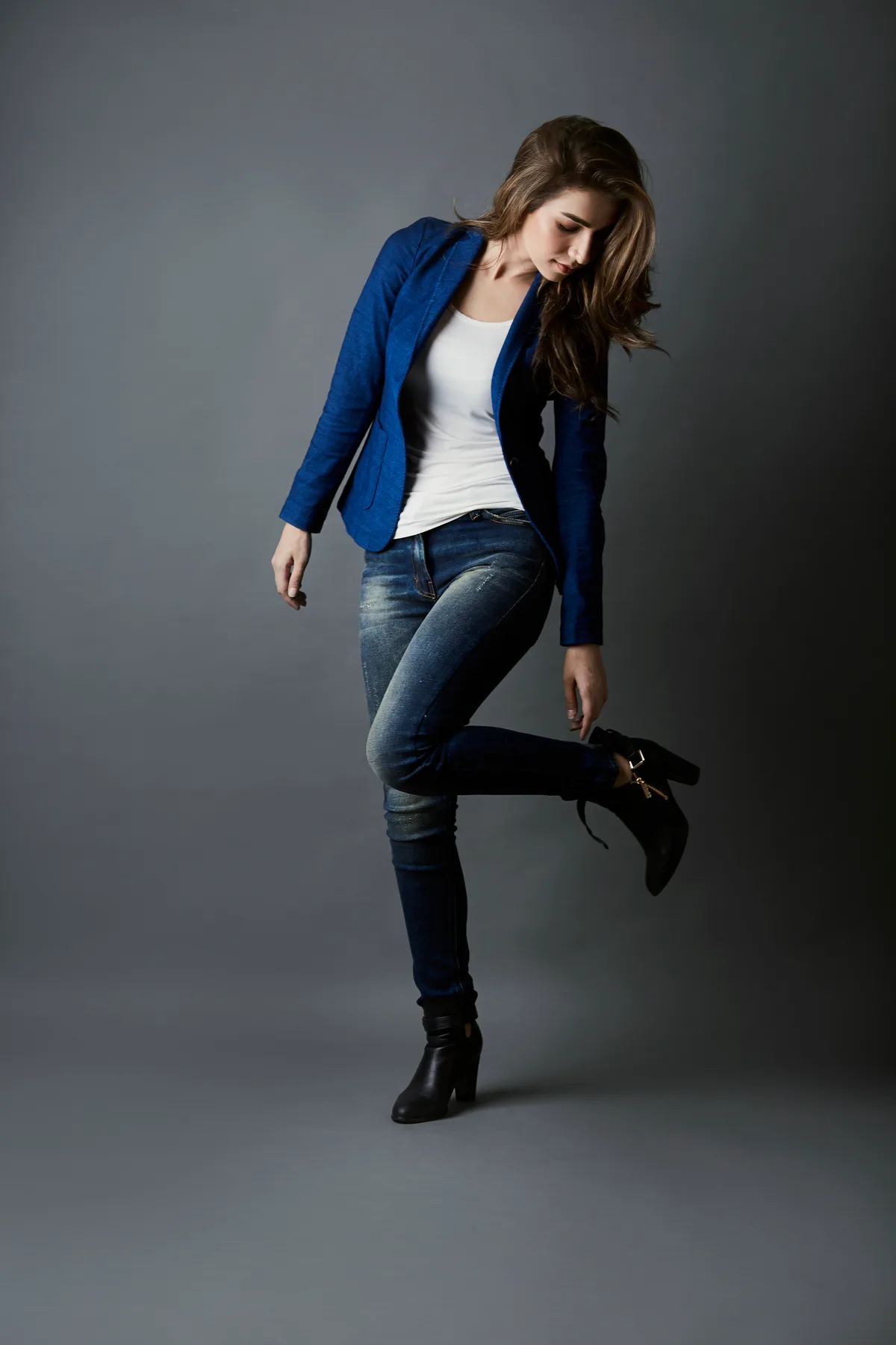 Model wearing Rantex denim blazer over jeans